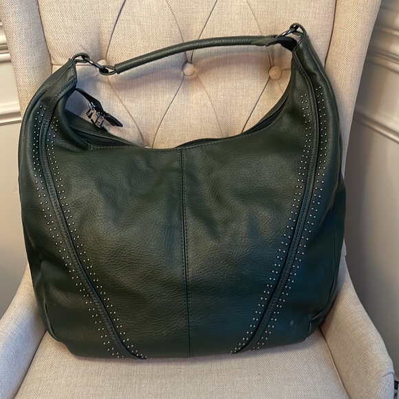 ⚡️PRICE DROP ⚡️Kilamal Hobo bag - Picture 2 of 9